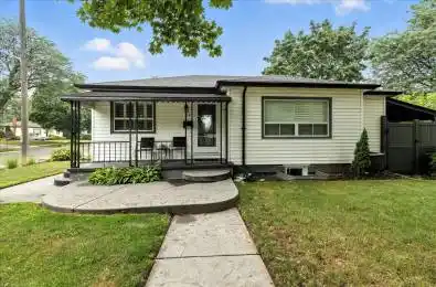 50 Grove Crescent Brantford Ontario N3R 4Y6