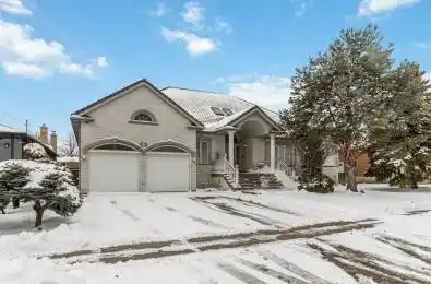 2444 hensall Street Mississauga Ontario L5A 2T2