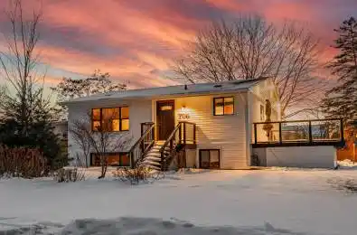 706 Annland Street Pickering Ontario L1W 1B3