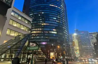 33 University Avenue Unit# 1908 Toronto C01 Ontario M5J 2S7