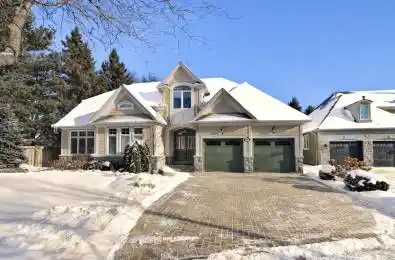 806 Hidden Grove Lane Mississauga Ontario L5H 4L3