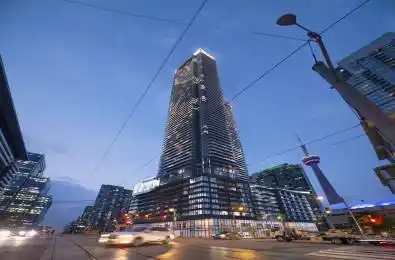 1 Concord Cityplace Way Unit# 6701 Toronto C01 Ontario M5V 0X3