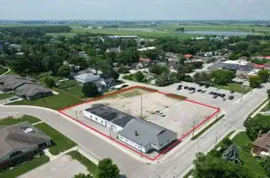 15 MILL Street Perth East Ontario N0K 1M0