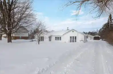 3302 Innisfil Beach Road Innisfil Ontario L9S 4C7