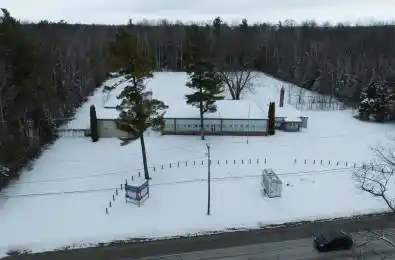 3267 Mosley Street Wasaga Beach Ontario L9Z 1V2