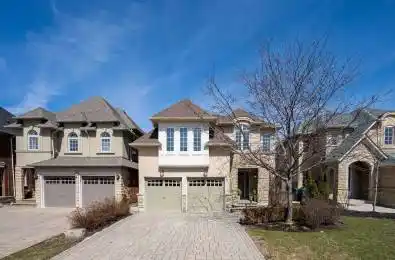 9 Sorbonne Drive Brampton Ontario L6P 1W5