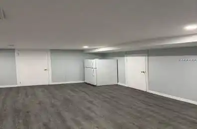 709 Keates Avenue Oshawa Ontario L1H 7Y3