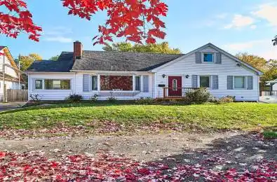 17 Eastwood Avenue Oshawa Ontario L1G 3Y5