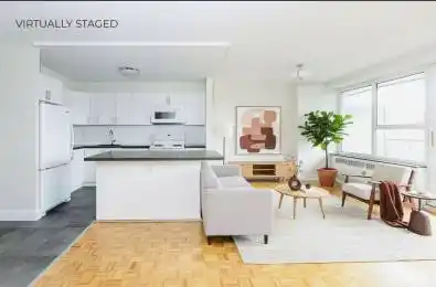 10 Shallmar Boulevard Unit# 811 Toronto C04 Ontario M5N 1J4