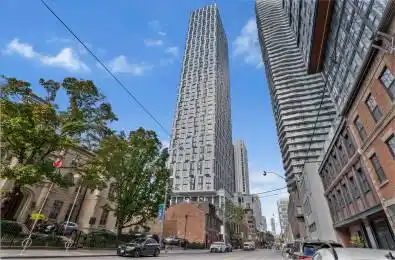 252 Church Street Unit# 2611 Toronto C08 Ontario M5B 0E6