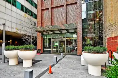 8 Widmer Street Toronto C01 Ontario M5V 0W6