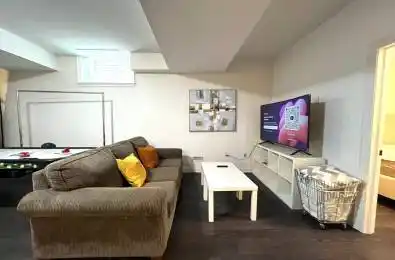 199 CANYON HILL AVE Avenue Richmond Hill Ontario L4C 0R4