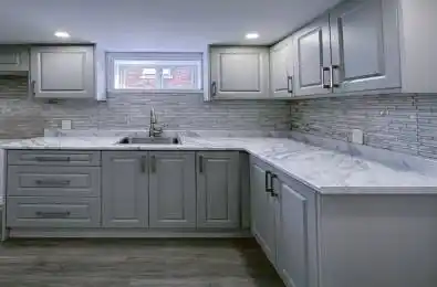 87 Cadillac Avenue Oshawa Ontario L1H 5Z3