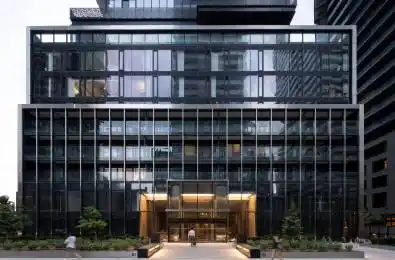 55 Charles Street Unit# 3001 Toronto C08 Ontario M4Y 0J1