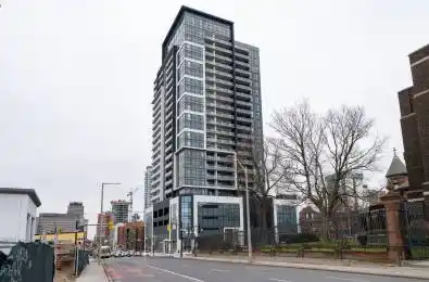 15 Queen Street Unit# 807 Hamilton Ontario L8P 0C6