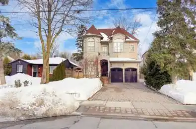223 Lennox Avenue Richmond Hill Ontario L4C 2A4