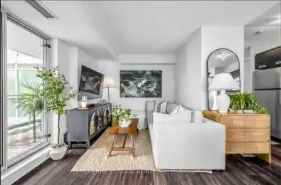 100 Western Battery Road Unit# 2102 Toronto C01 Ontario M6K 2S2