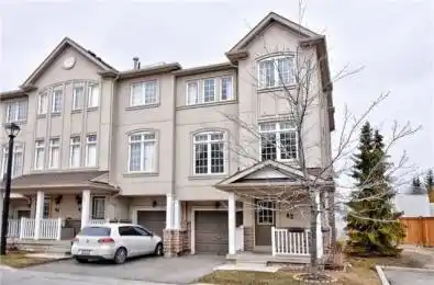 10 Post Oak Drive Unit# 42 Richmond Hill Ontario L4E 4H8