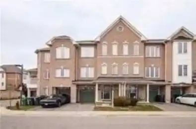 33 October Place Brampton Ontario L6Y 0R6