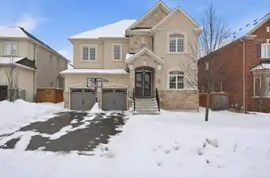 15 Coastal Trail King Ontario L7B 0A5