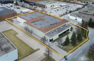 40 Nolan Court Markham Ontario L3R 2V7