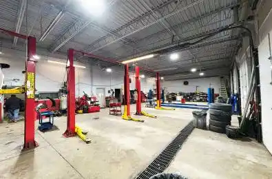 208 Beverly Street Cambridge Ontario N1R 3Z8