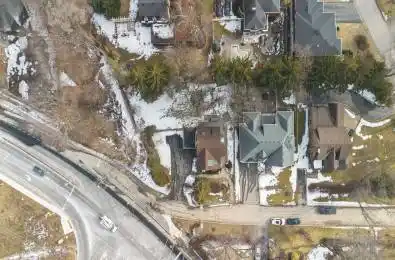 1064 Mohawk Road Burlington Ontario L7T 3M6