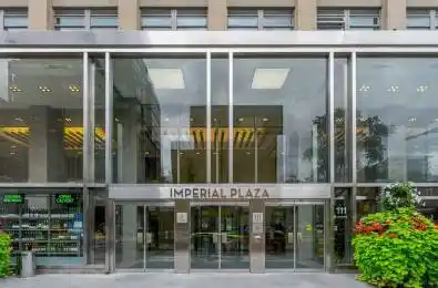 111 St Clair Avenue Unit# 1821 Toronto C02 Ontario M4V 1N5