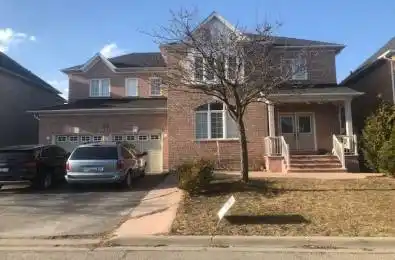 22 Banks Drive Brampton Ontario L6P 1C7