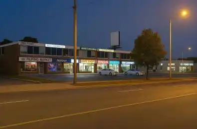 4949 Bathurst Street Unit# 206 Toronto C07 Ontario M2R 1Y1