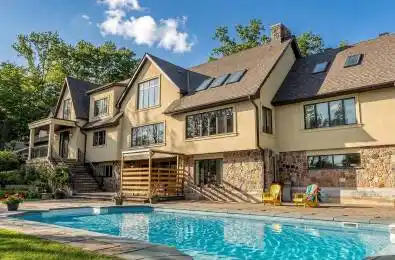 1785 Davis Drive King Ontario L3Y 4V9