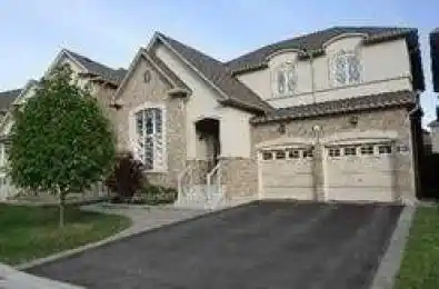 88 Castleview Crescent Markham Ontario L6C 3C4