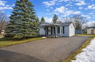 18 Maple Leaf Terrace Innisfil Ontario L0L 1L0