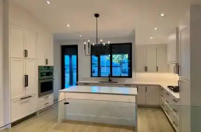 201 Troy Street Mississauga Ontario L5G 1S9