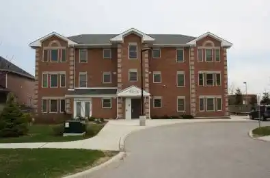 59 ARCH BROWN Court Unit# E-202 Barrie Ontario L4M 0C6