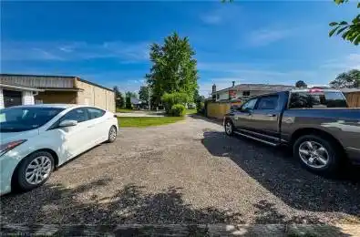 598 Mapledale Avenue London North Ontario N5X 2B8