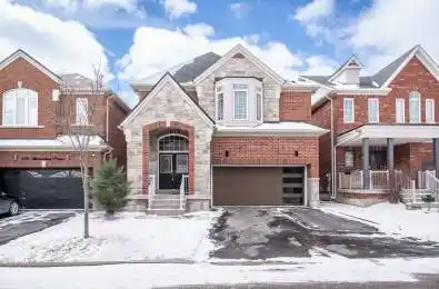 471 Ollerenshaw Point Milton Ontario L9T 8P7