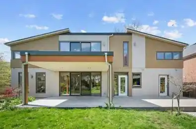 704 Cedar Avenue Burlington Ontario L7T 2R7