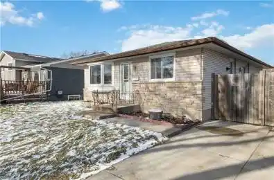 95 Kinburn Crescent London South Ontario N6E 1J3