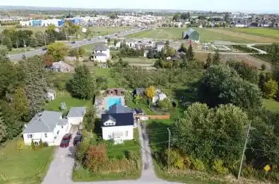 2009 Maple Grove Road Clarington Ontario L1C 6M9