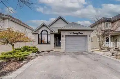 161 FARLEY Drive Guelph Ontario N1L 1L7