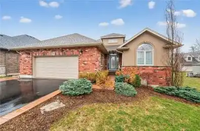 18 Homer Street Norfolk Ontario N0A 1N6