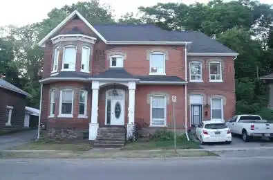 166 Collier Street Barrie Ontario L4M 1H7