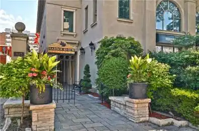 415 Locust Street Unit# 306 Burlington Ontario L7S 2J2